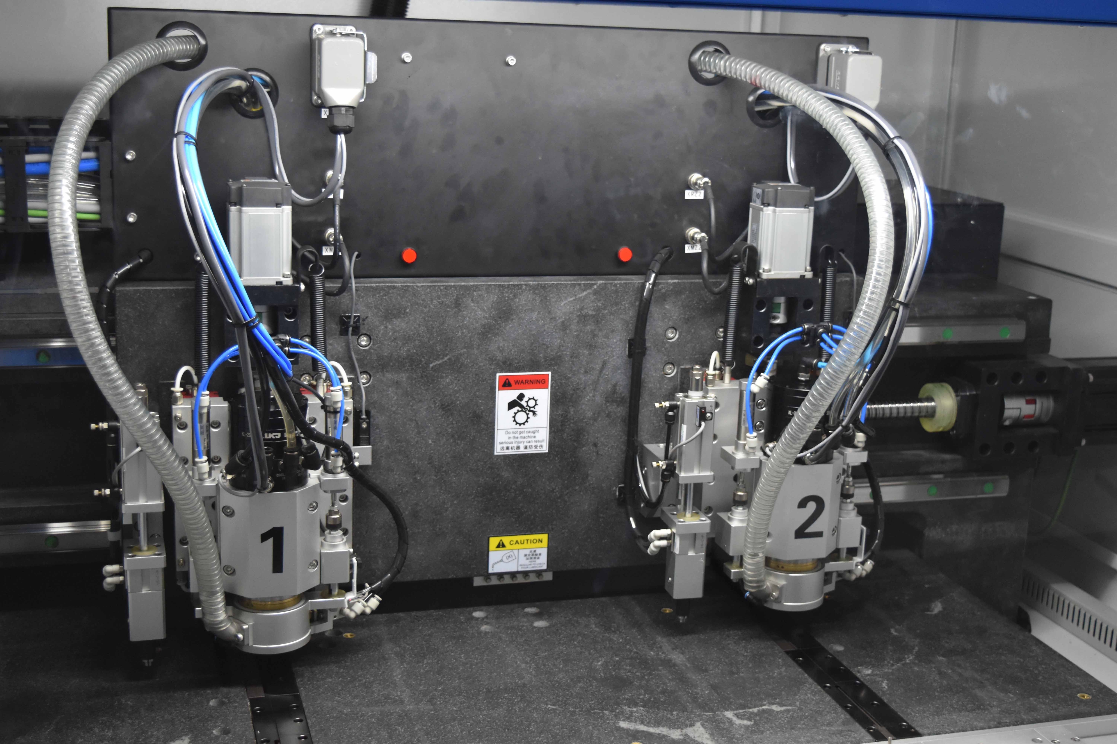 CNC Machine for Enclosed Precision Processing
