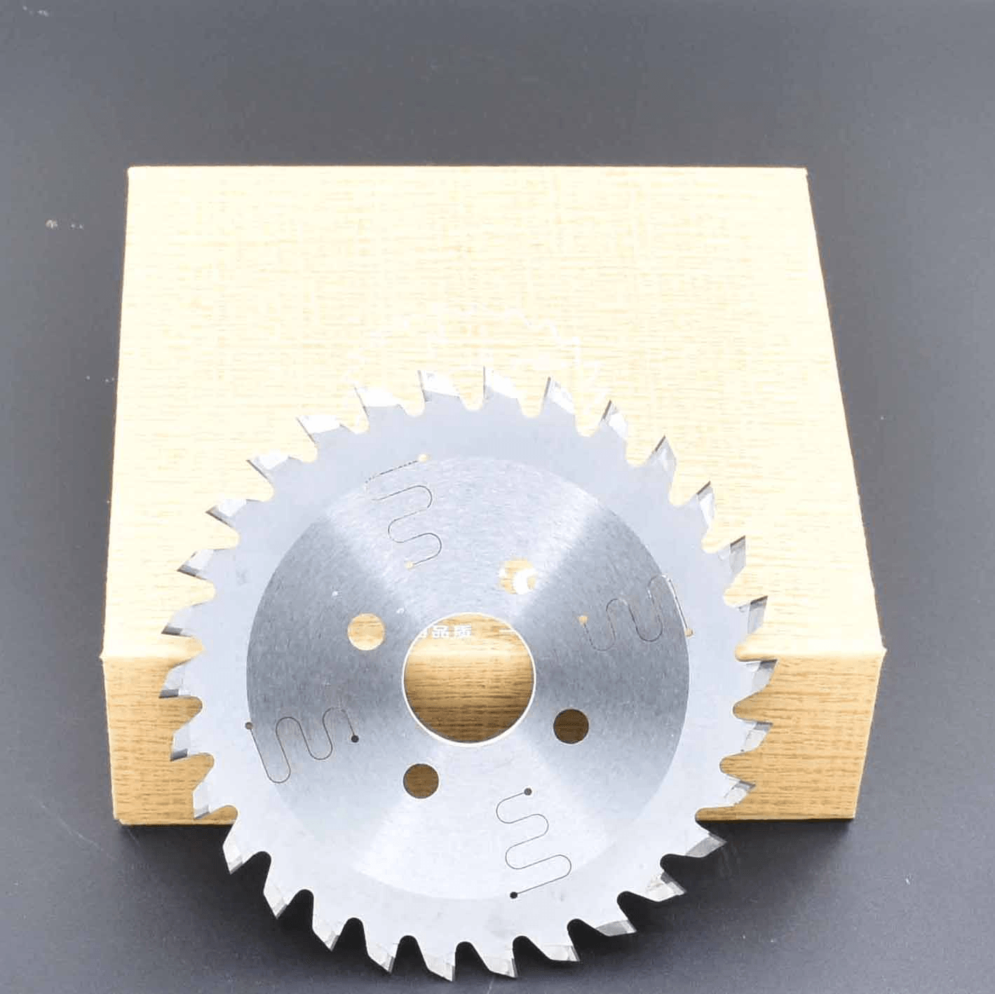 PCB V-CUT Saw Blade for Clean Panel Separation