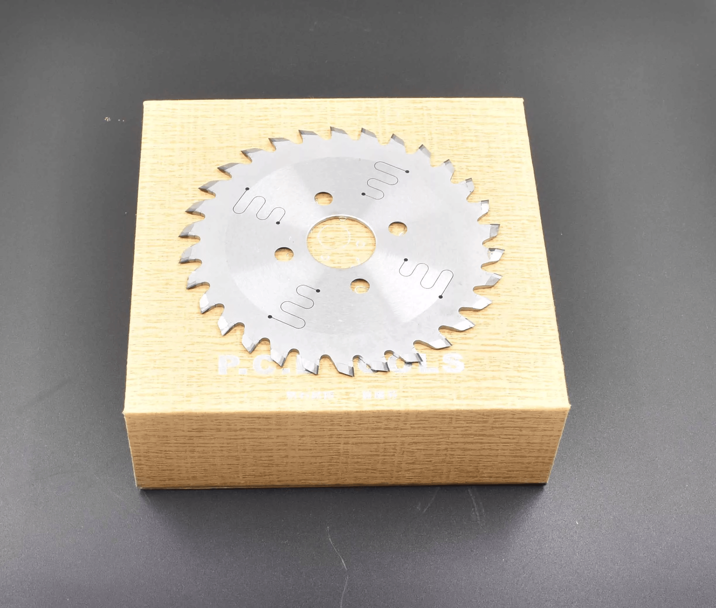 PCB V-CUT Saw Blade for Clean Panel Separation