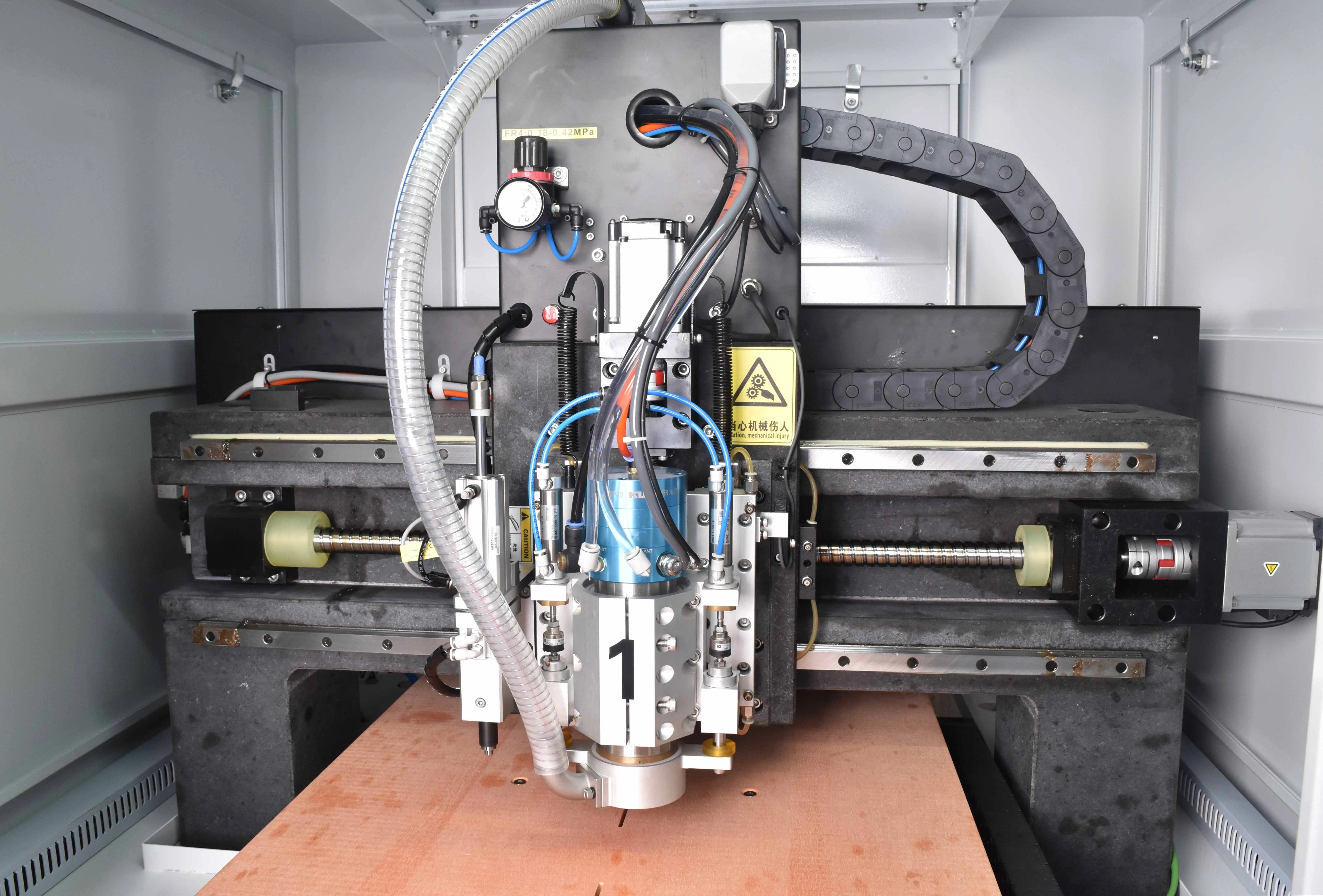 정밀 PCB 가공을 위한 1축 CNC PCB 기판 드릴링 머신
